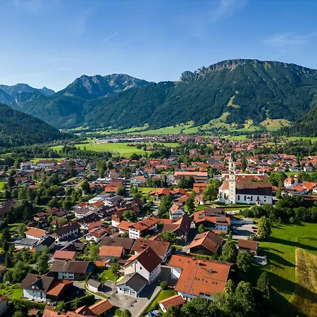 Am Breitenberg Cb 12 *
